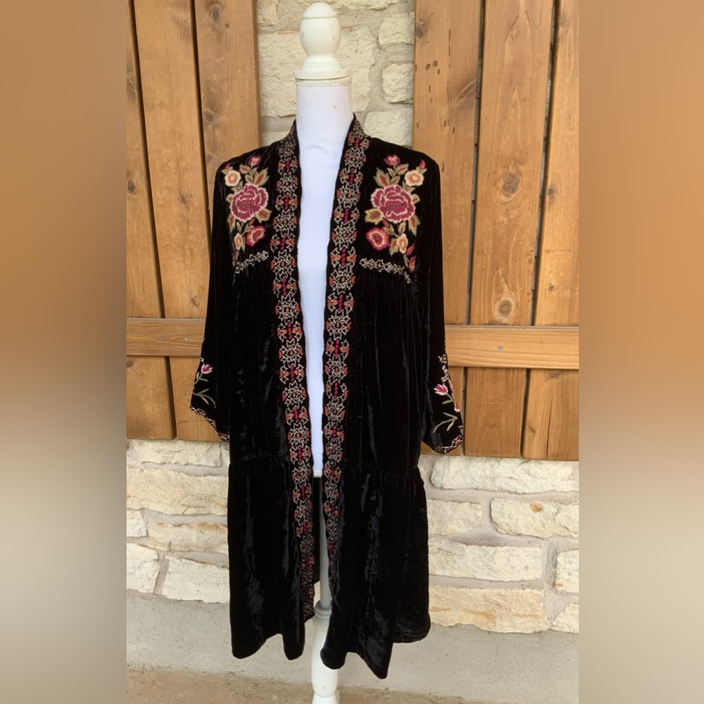 New with tags, Kyla Seo Cardigan, 100% velvet